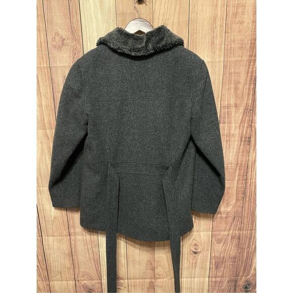 Braetan Large grey wool pea coat womens faux fur collar - Picture 8 of 9